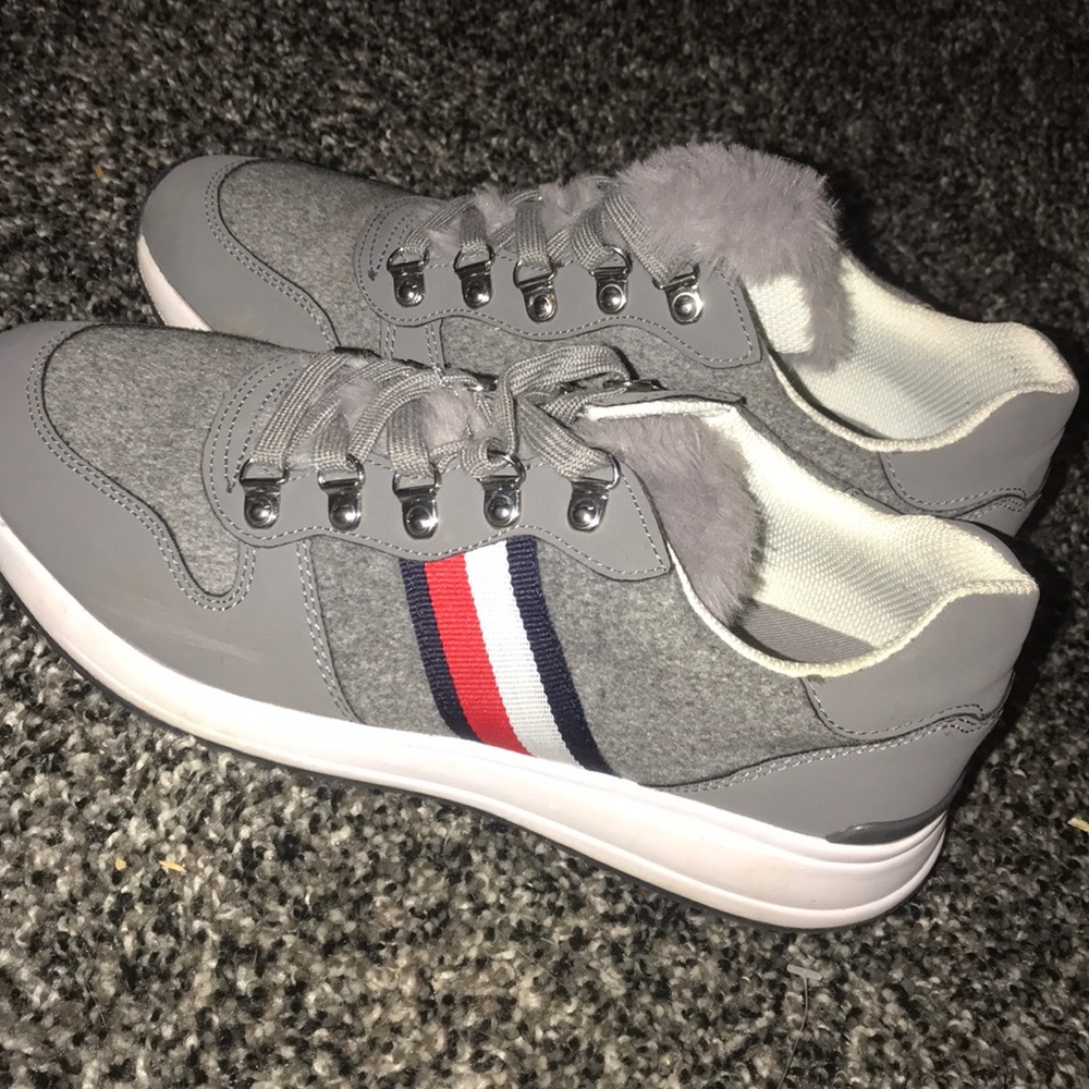 Tommy Hilfiger shoes, never worn.